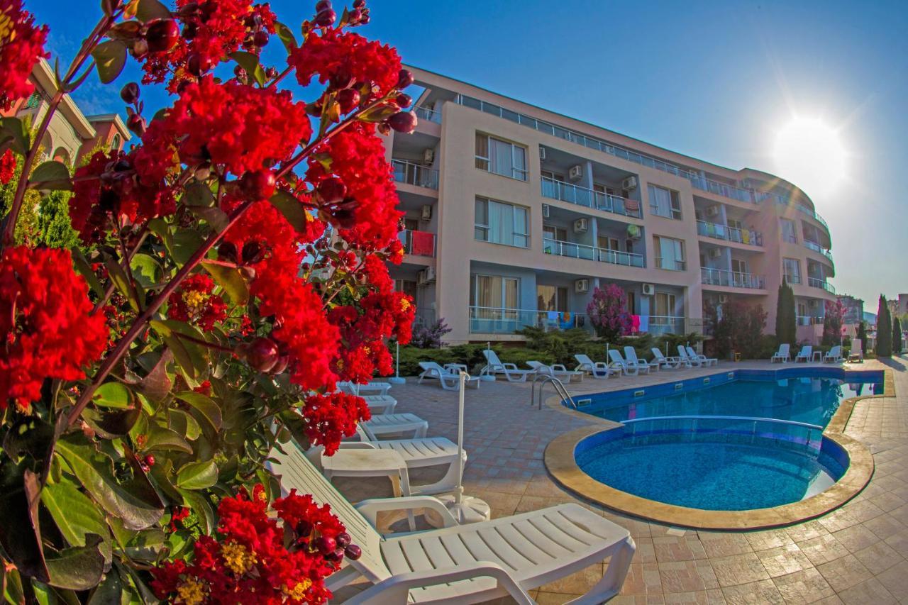 Комплекс Антъни Aparthotel Свети Влас Екстериор снимка
