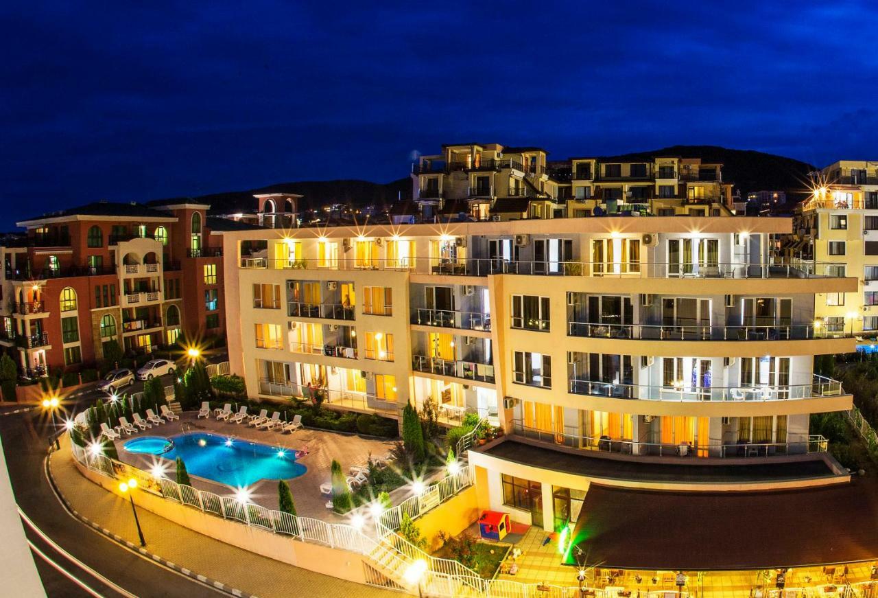 Комплекс Антъни Aparthotel Свети Влас Екстериор снимка